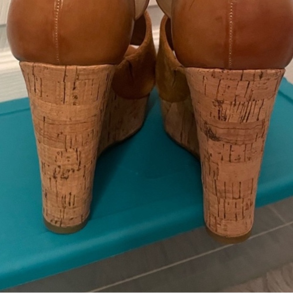 Marc Fisher Stunning Suede Wedge Sandals - Picture 5 of 6